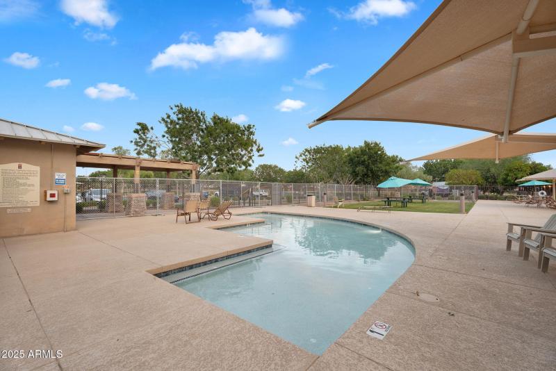 91-web-or-mls-4756 E Ironhorse Rd Commun