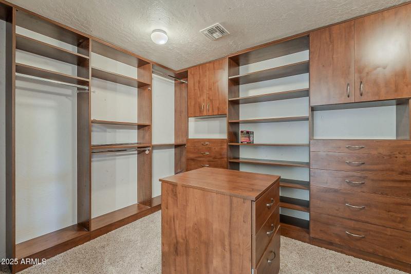 32-web-or-mls-Jade-32