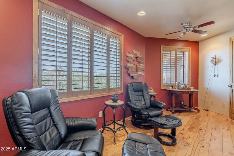 020_Flex Room Coffee Room