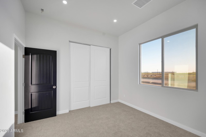 22548 W Huntington Dr-25_(2048)