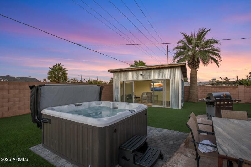 56-web-or-mls-HUB00403