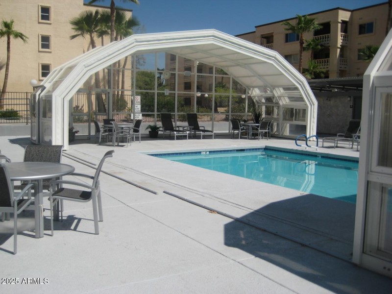 20090730175323793425000000-o