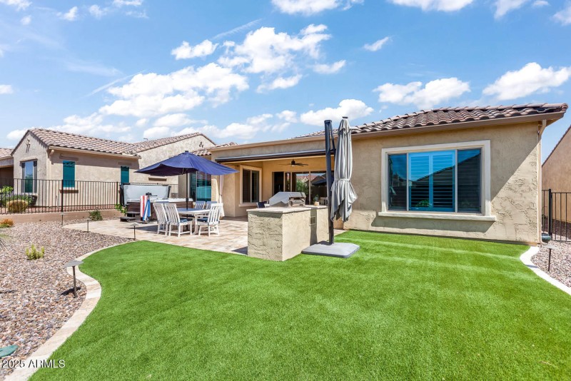 8127-Autumn-Vista-32