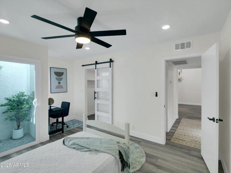 24-3401 N 37th Drive-24