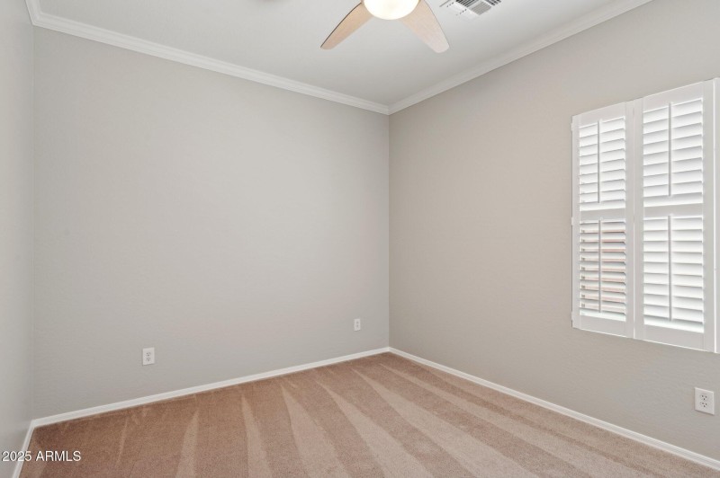 32-web-or-mls-2957-e-melrose-st