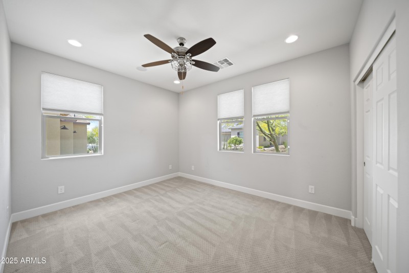 4449 Covered Wagon 00009