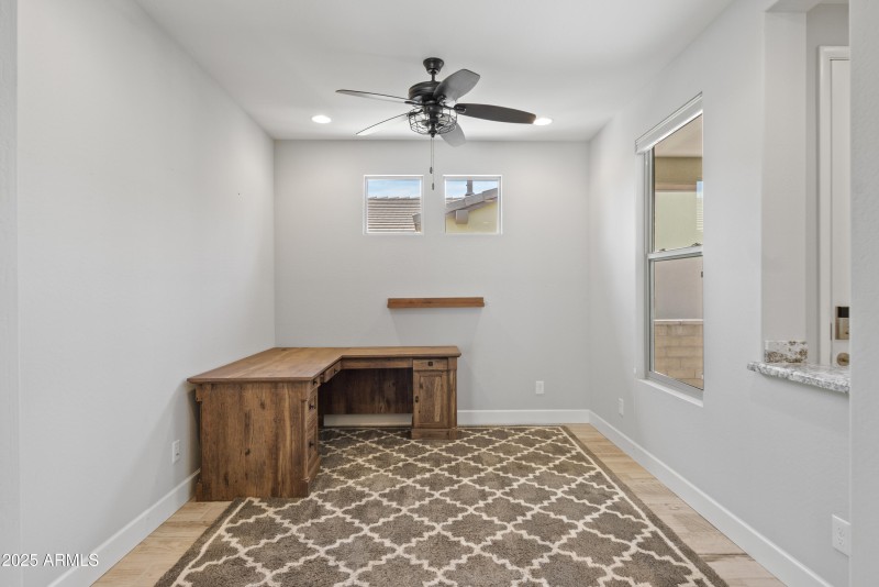 4449 Covered Wagon 00013