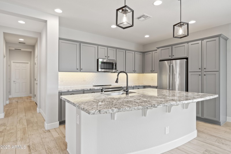 4449 Covered Wagon 00015