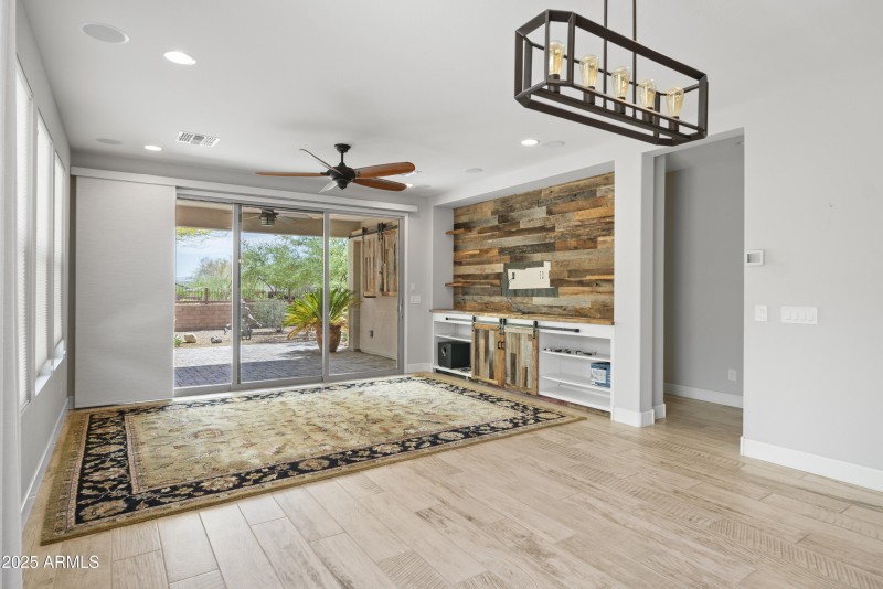 4449 Covered Wagon 00019