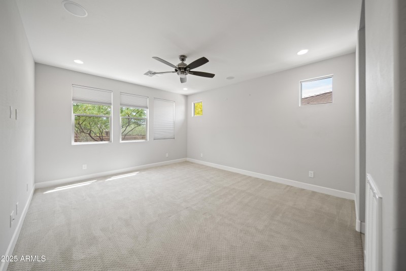 4449 Covered Wagon 00022