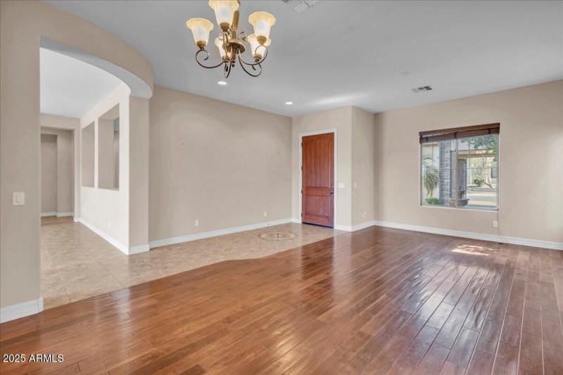 43-6886_W_Mazatal_Dr28