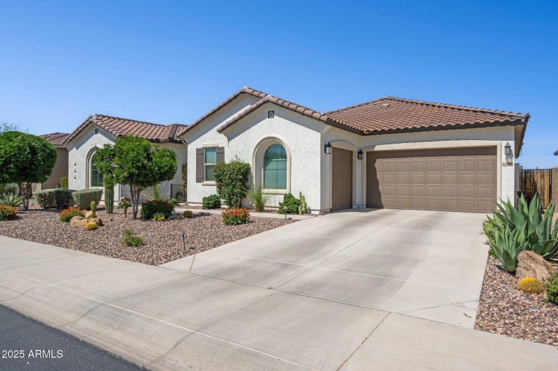 2-web-or-mls-31320-n-54th-pl