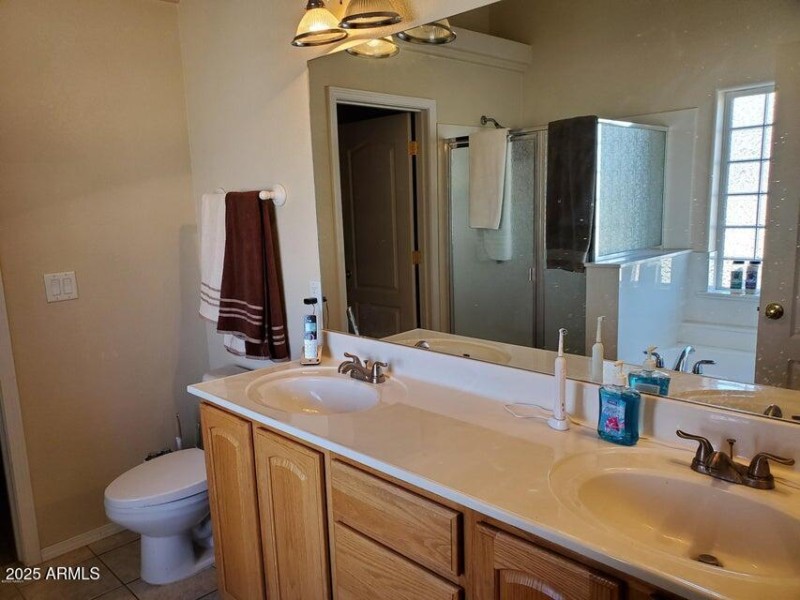 Aldrich Prim Bath B4