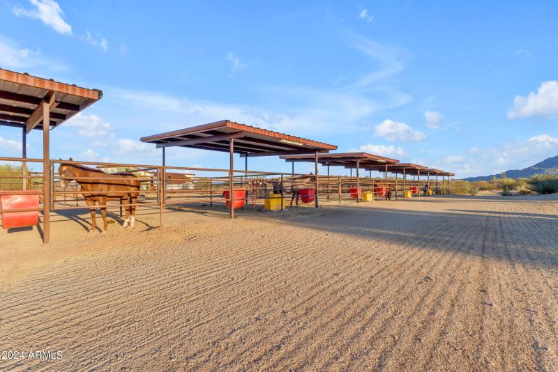 226-web-or-mls-226_412_a4m_ext tw