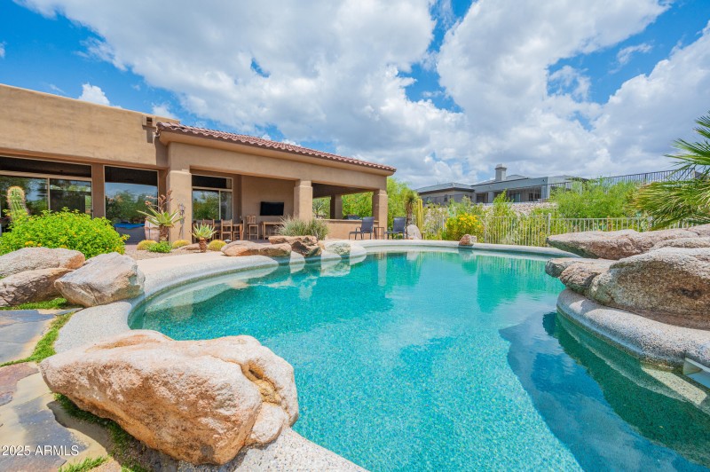 pool_garden_4