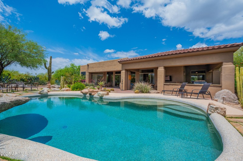 pool_patio_2