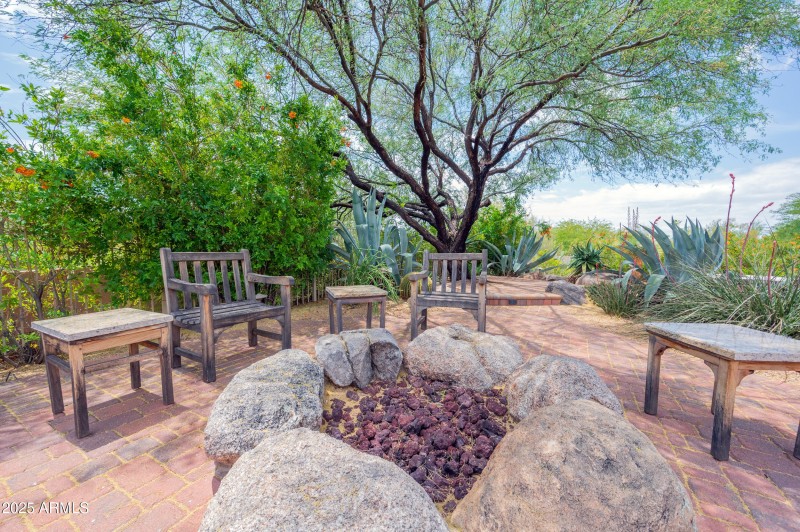 garden_patio_2