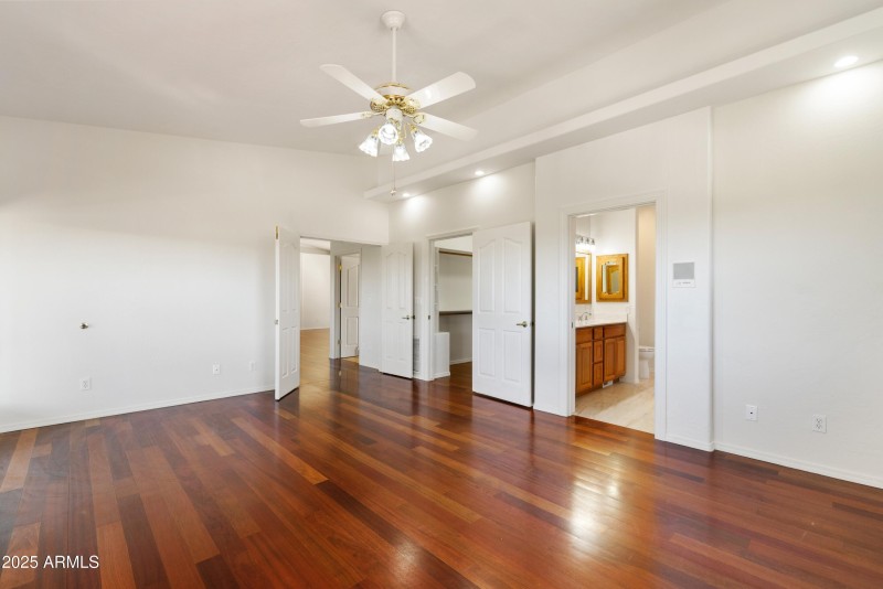 022_Owners Suite Bedroom