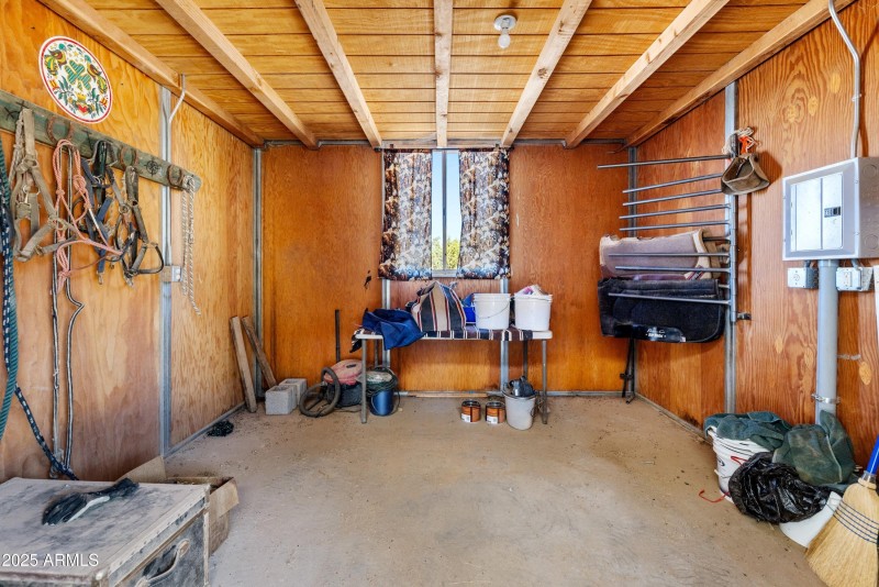 039_Barn Tack Room