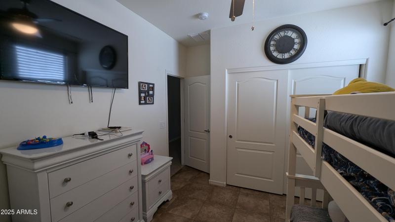 PXL_20250412_212844239.LONG_EXPOSURE-01.