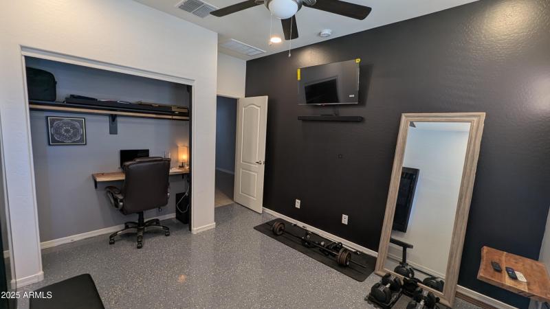 PXL_20250412_213152254.LONG_EXPOSURE-01.