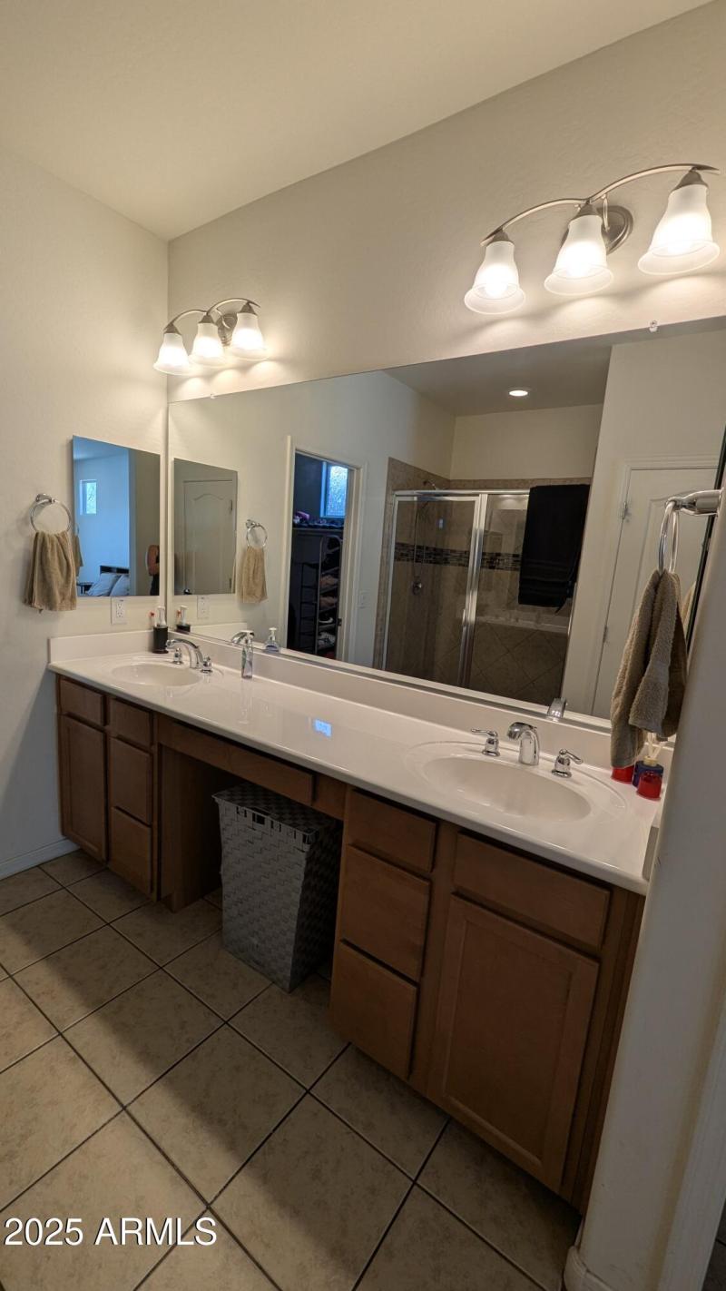 PXL_20250518_175714054.MP