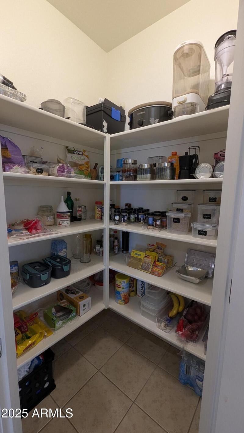 PXL_20250518_184936679.MP