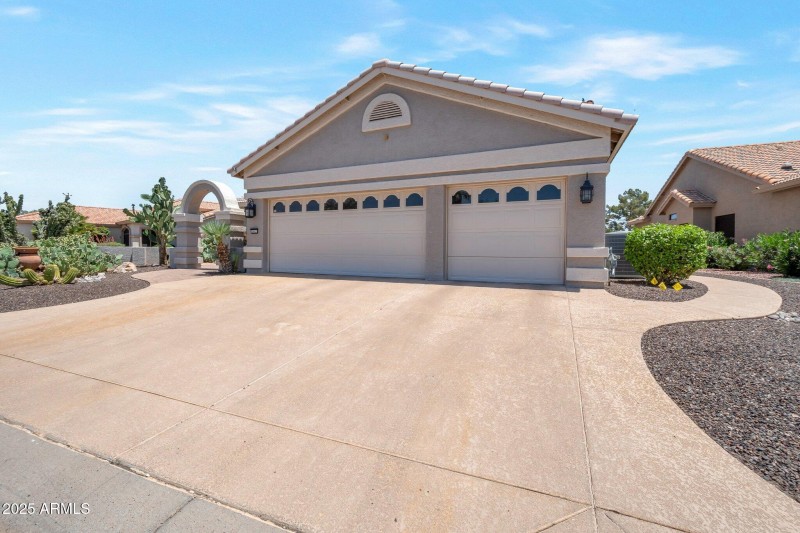 30-web-or-mls-Qp-9996