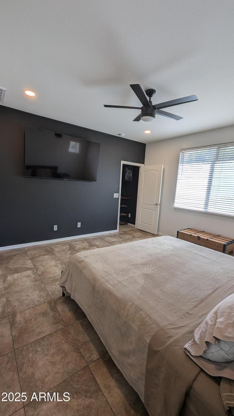 PXL_20250518_175520506.MP