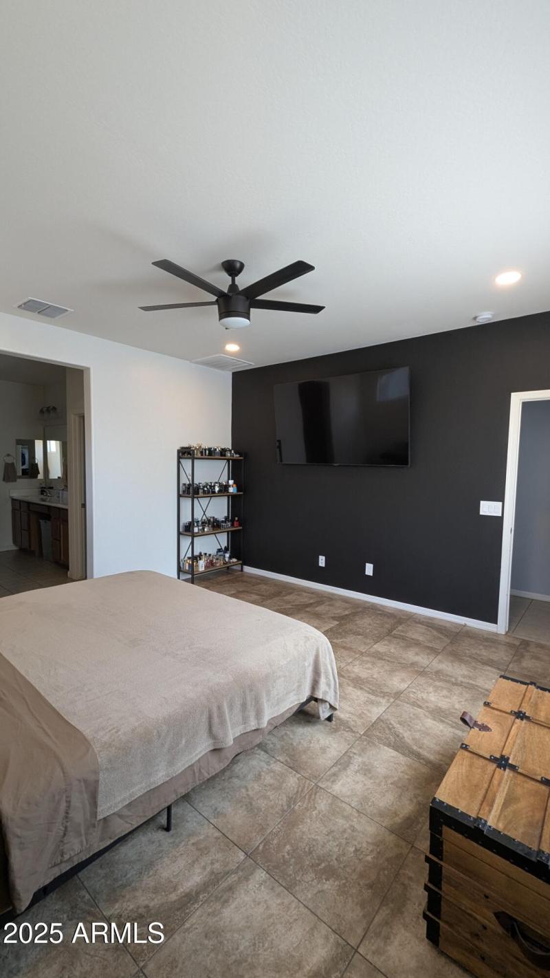 PXL_20250518_175510087.MP