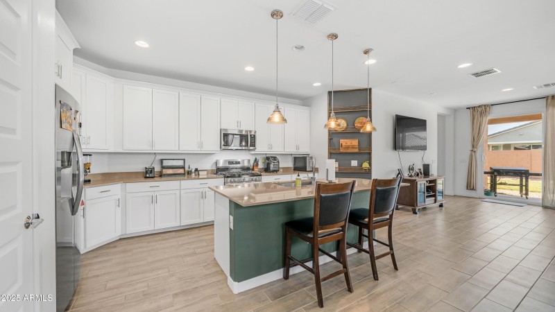 3117 E Hayfield way (3)