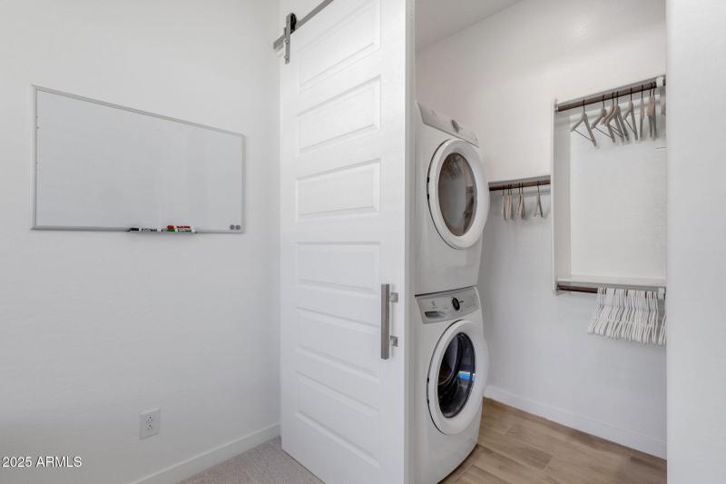 44-web-or-mls-3885-kenley-ln