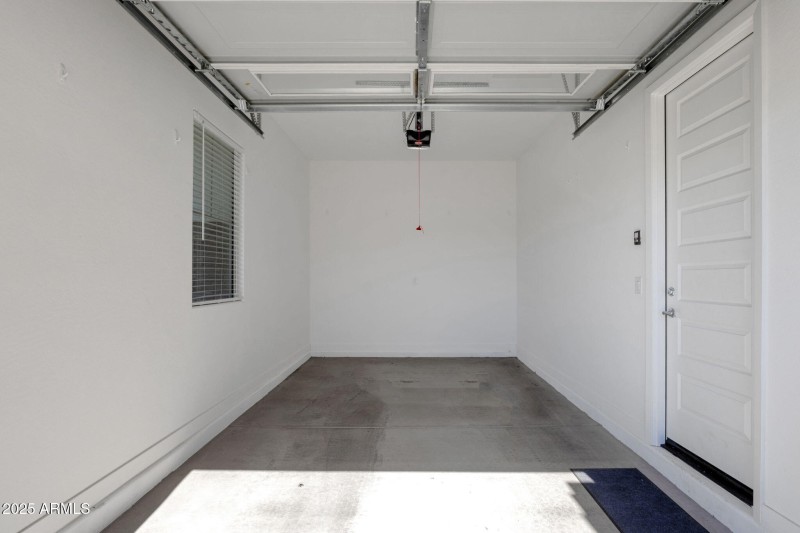 46-web-or-mls-3885-kenley-ln