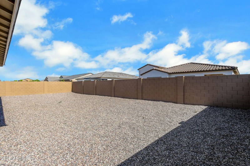 31-web-or-mls-3885-kenley-ln