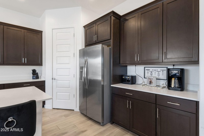 14-web-or-mls-3885-kenley-ln