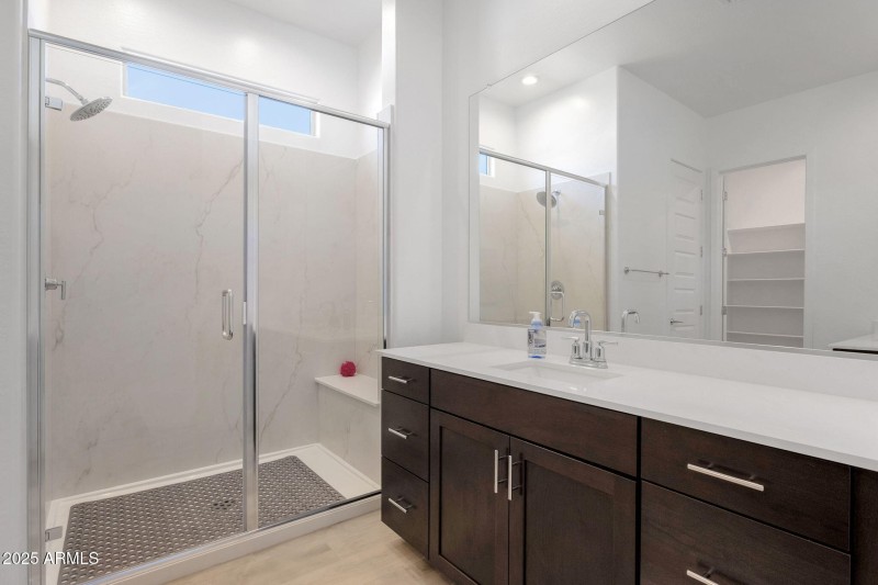 20-web-or-mls-3885-kenley-ln