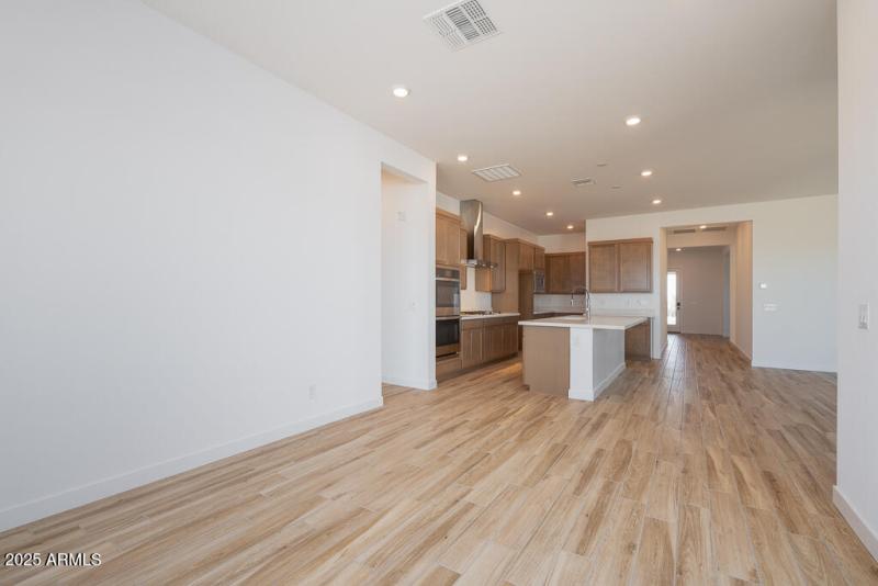 Tri Pointe Homes - Soleo 323 - Dining -