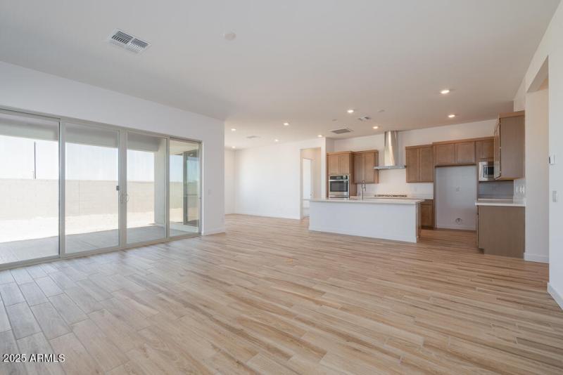 Tri Pointe Homes - Soleo 323 - Great Roo