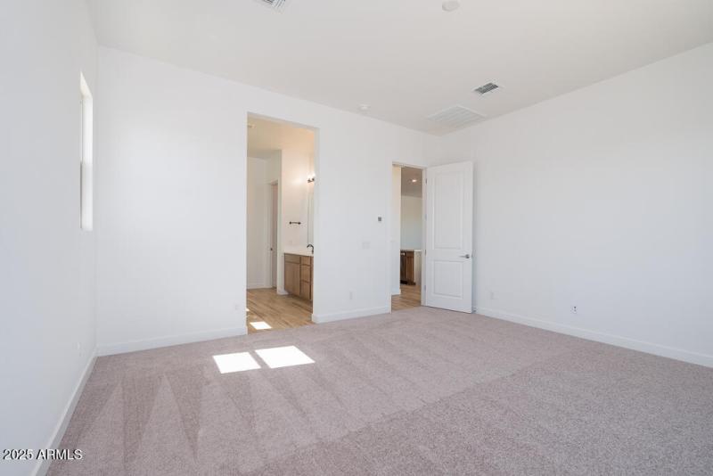 Tri Pointe Homes - Soleo 323 - Primary S