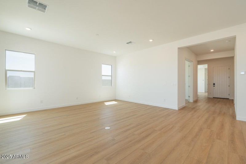 Tri Pointe Homes - Soleo 324 - Dining an