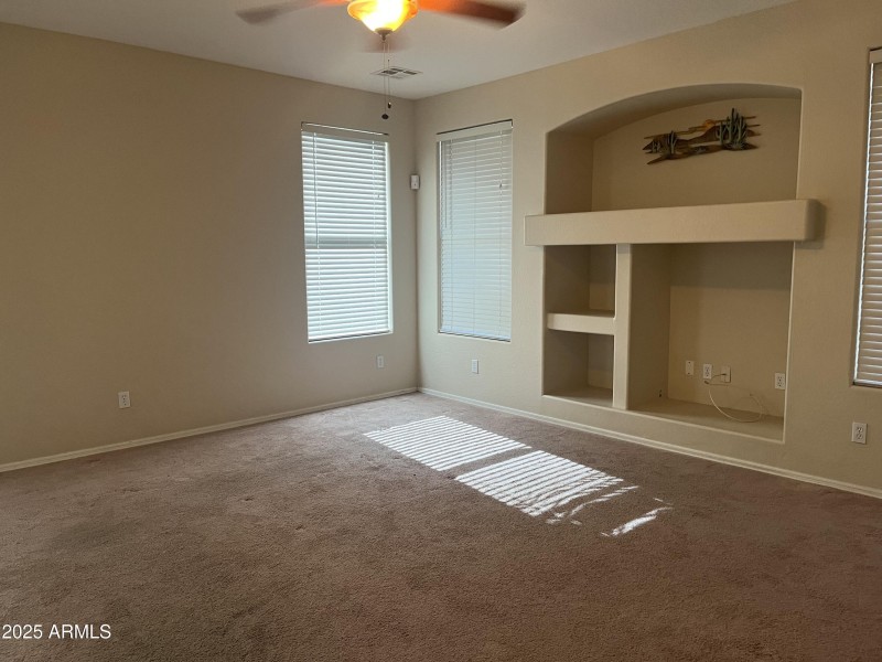 1535 Viola Familyroom