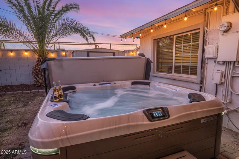 c7701253-c75b-464a-964b-0e1e7a31f268