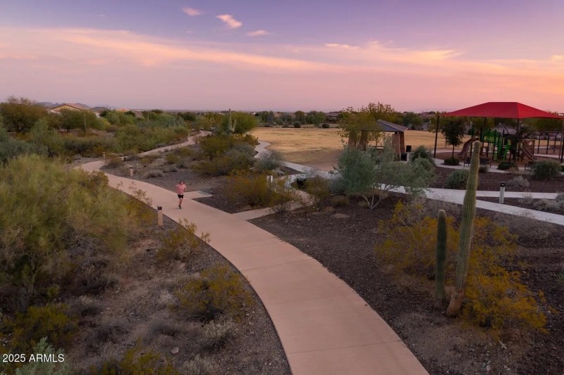 Active Walking Paths