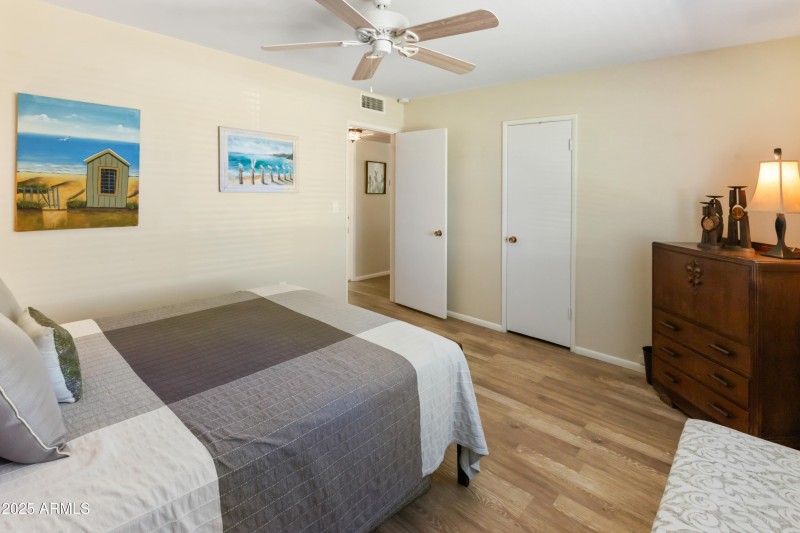 13807 N Garden Court Dr-20