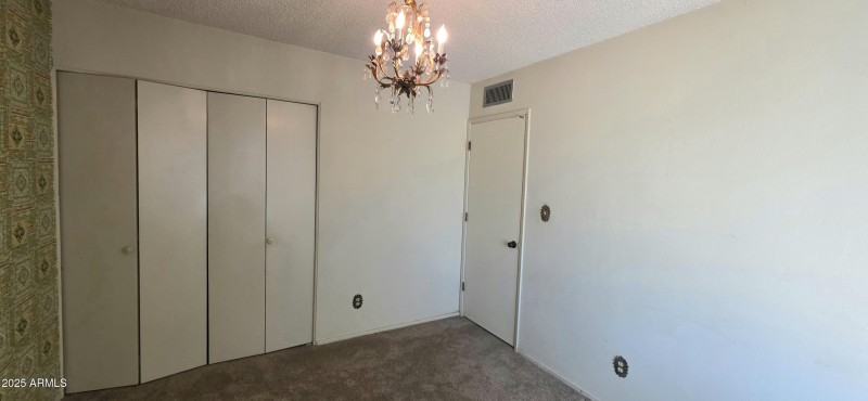 219 North Ford Street