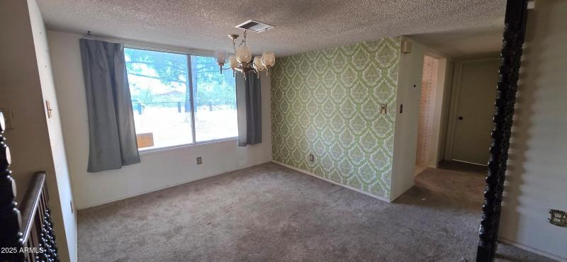 219 North Ford Street