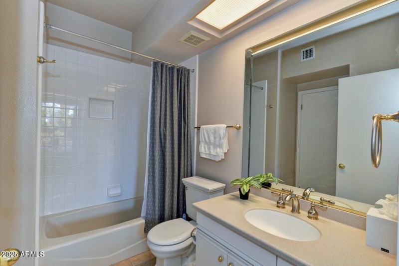 20230202235615799661000000-o