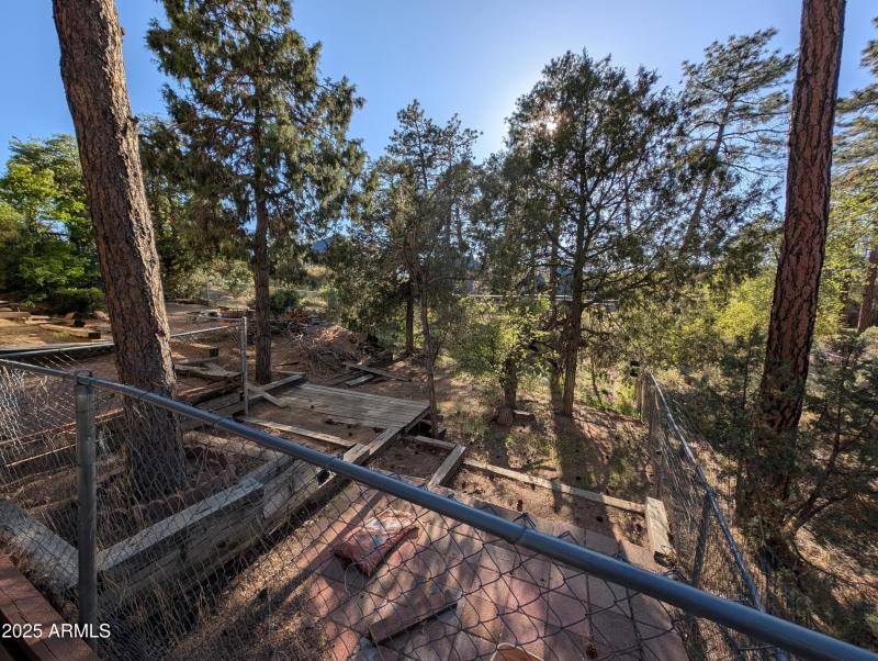 PXL_20250520_002230777