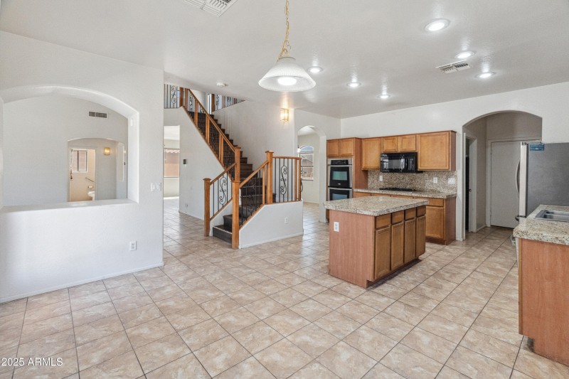 15985 W Bartlett Ave-2