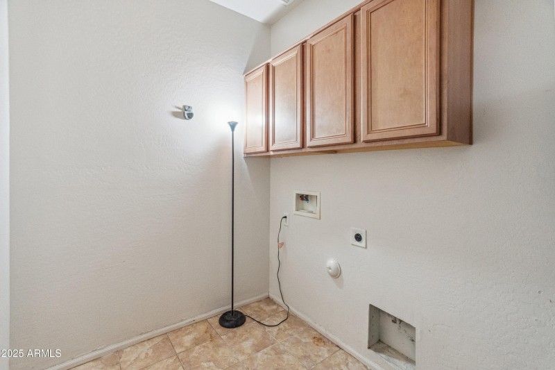 15985 W Bartlett Ave-7